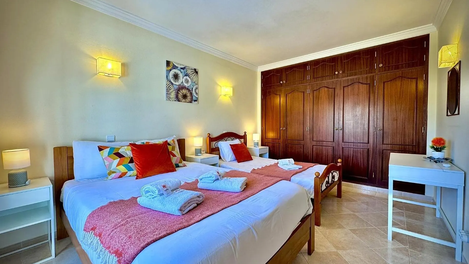 Albufeira Summer Villa 1 With Pool By Homing