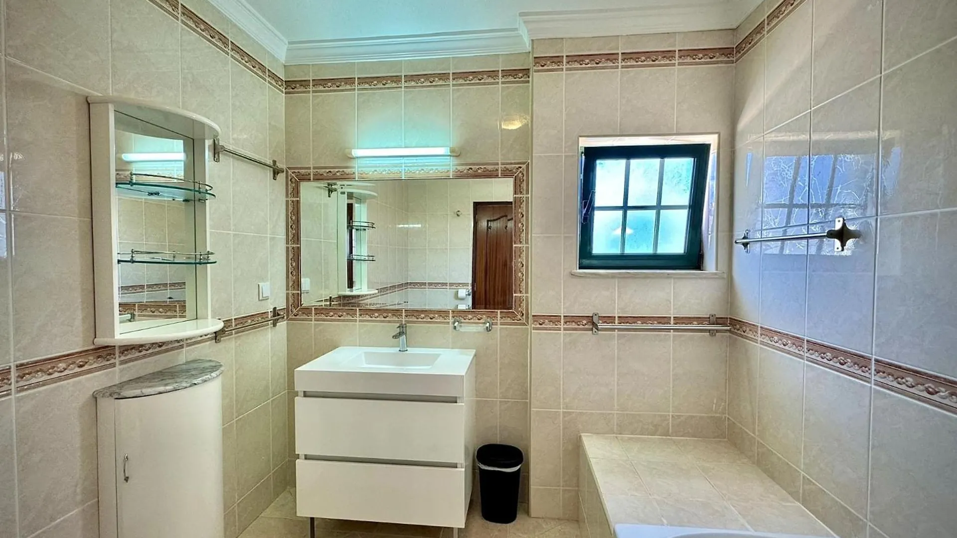 Albufeira Summer Villa 1 With Pool By Homing